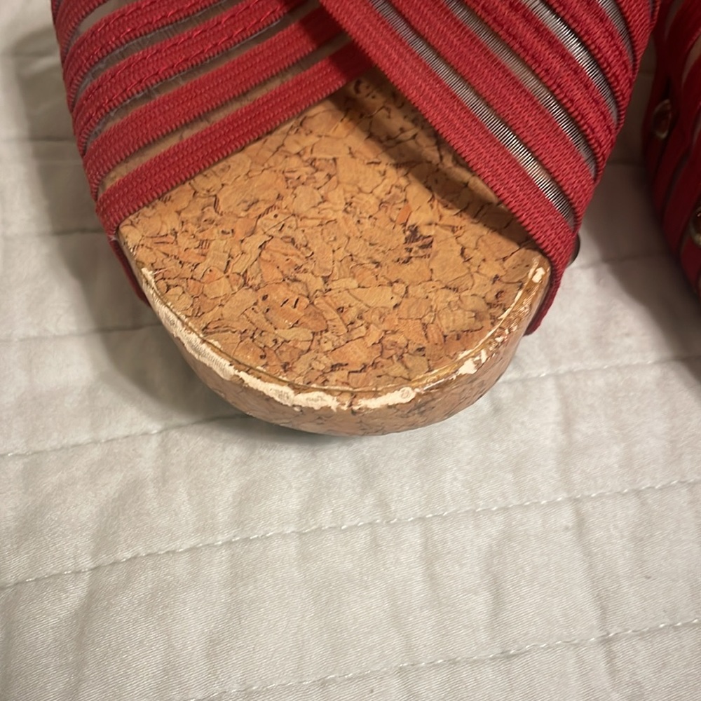 Wedges - Picture 4 of 8